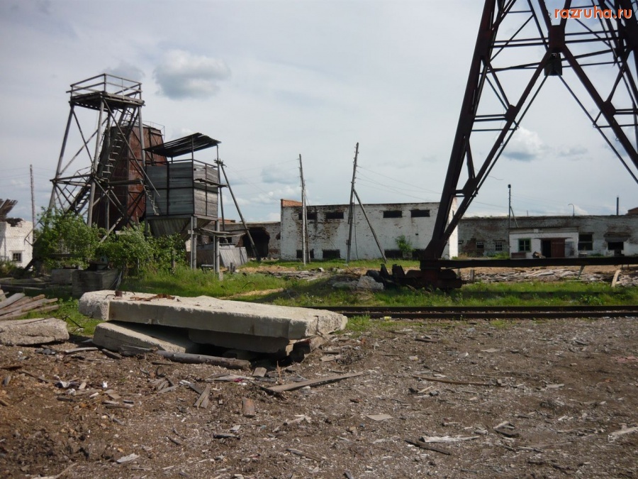 Нижняя Пойма - Заброшенная промзона ИК-15.