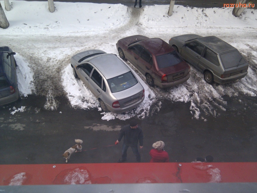 Монино - ТРОТУАР ПЕРЕД ПЯТЕРОЧКОЙ