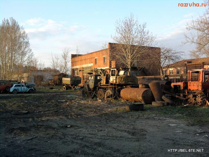 Белинский - Развалины на территории, прилегающим к ремзаводу город Белинский