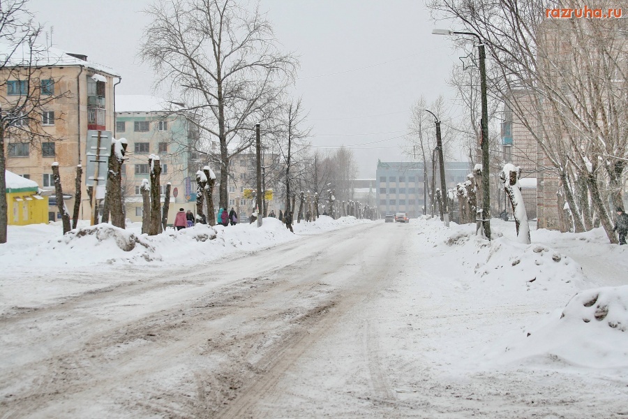 Александровск - Лес рубят щепки летят.