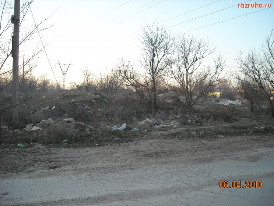 Волгодонск - Мусор по дороге на работу.