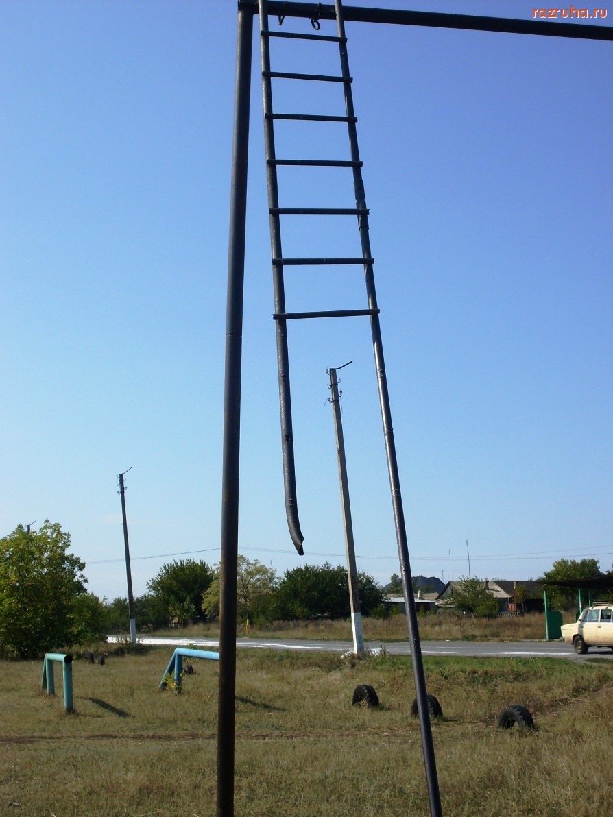 Зверево - Школьная спортплощадка