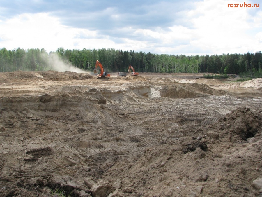 Электроугли - где раньше были поля, теперь карьер