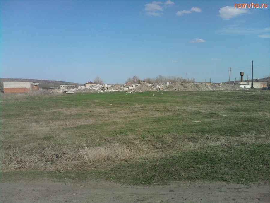 Петровск - Руины в селе Оркино Петровского района