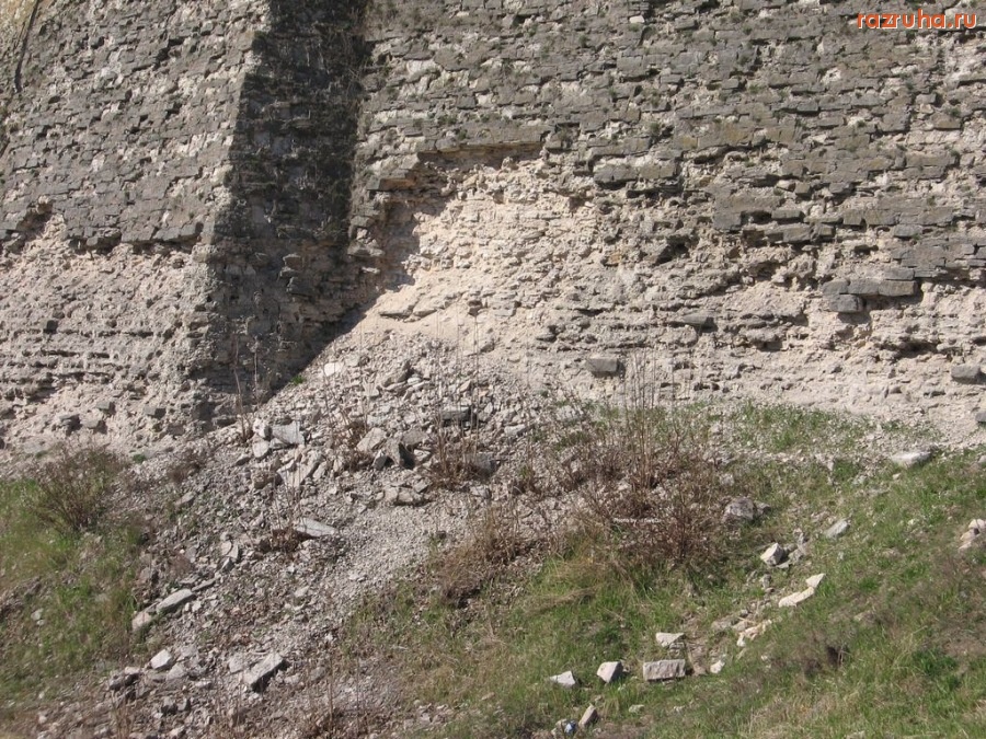 Псков - Стены в Кремле