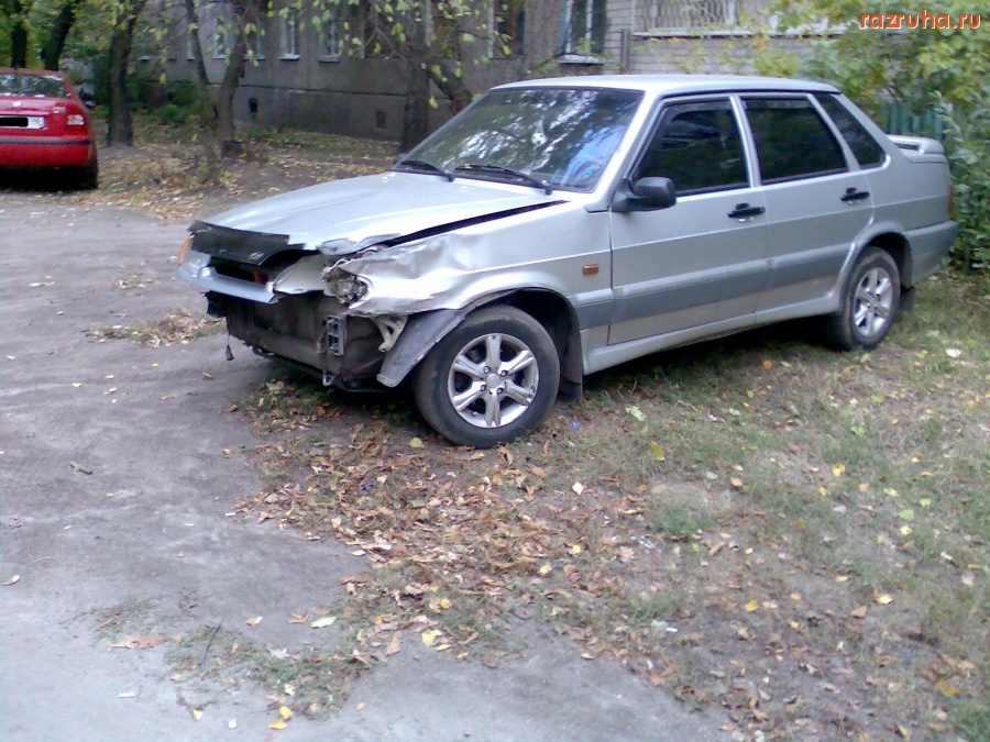 Автомобили - Ушибся