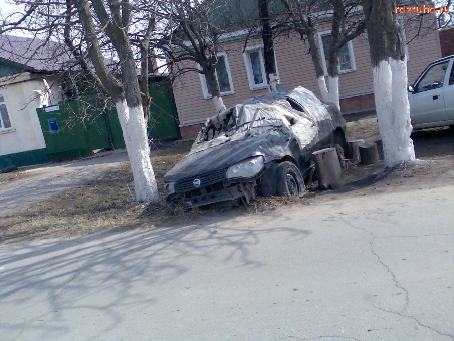 Автомобили - Мятая