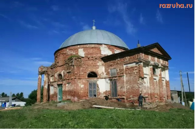 Нижние Серги - Храм во имя Святителя Николая с.Кленовское
