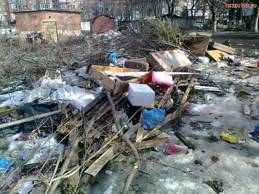 Владикавказ - Двор на улице Леонова