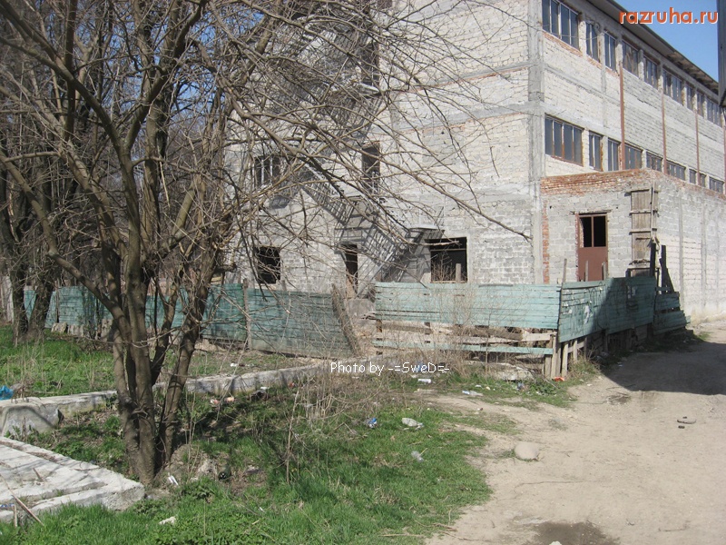 Пятигорск - Возсле центрального стадиона.