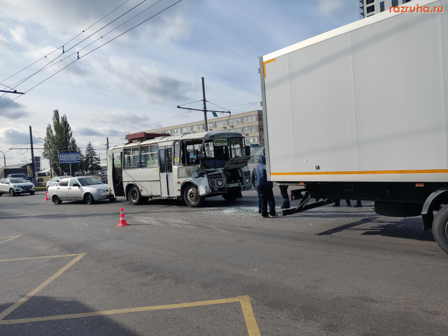 ДТП - Касание уголком