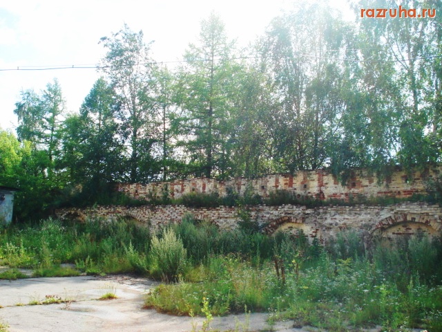 Торжок - Стена в монастыре