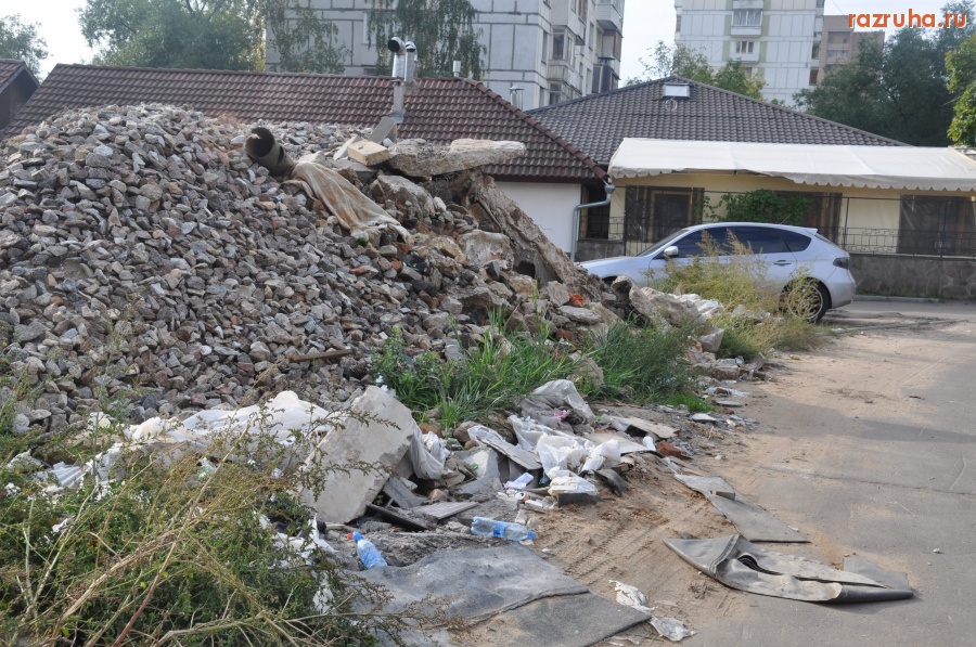 Москва - У пруда на Федеративном проспекте - 11 км до Кремля