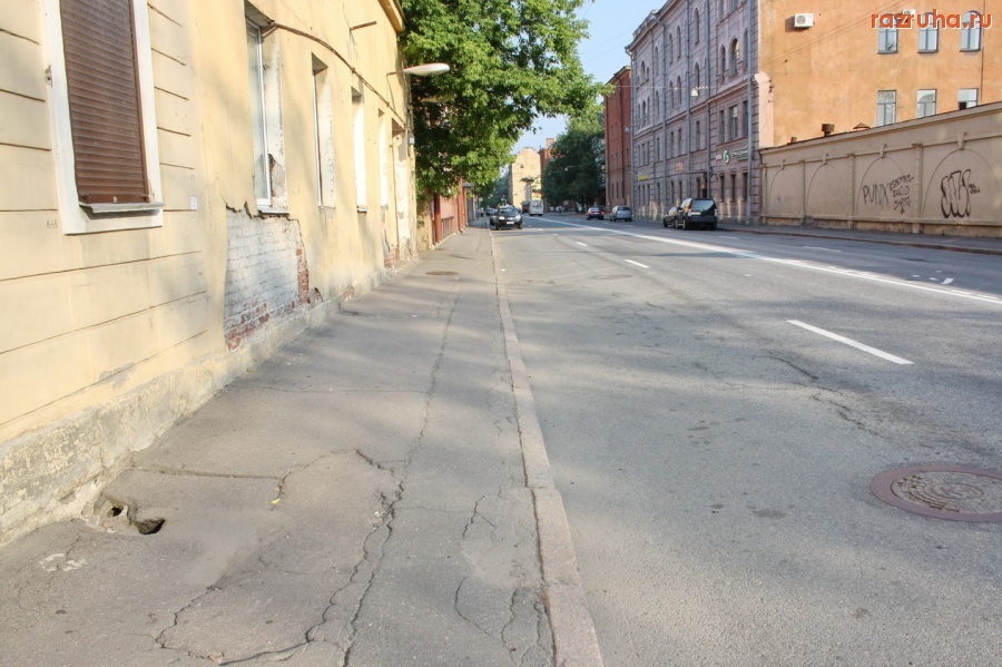 Санкт-Петербург - Петроградский район. Дороги, ведущие в Законодательное собрание. Алексей Делюкин: «…В 2009 году мы… завершили работы по асфальтированию и мощению плиткой более 500 тысяч кв.м. площади…»