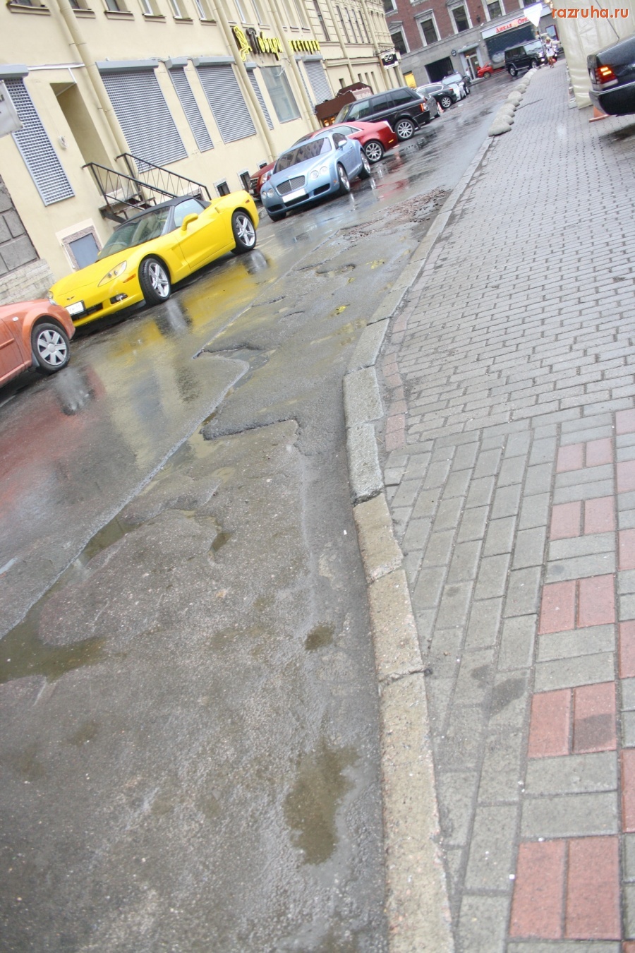 Санкт-Петербург - САНКТ-ПЕТЕРБУРГ. ПЕТРОГРАДСКИЙ РАЙОН. ЧИНОВНИЧЬИ ПЕРВЕРЗИИ.  РЕСТОРАН  НА МЕСТЕ  ТУАЛЕТА.