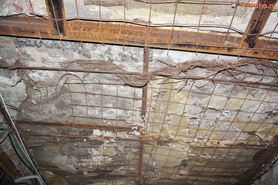 Санкт-Петербург - САНКТ-ПЕТЕРБУРГ. ПЕТРОГРАДСКИЙ РАЙОН. АРКИ, ОПАСНЫЕ ДЛЯ ЖИЗНИ.