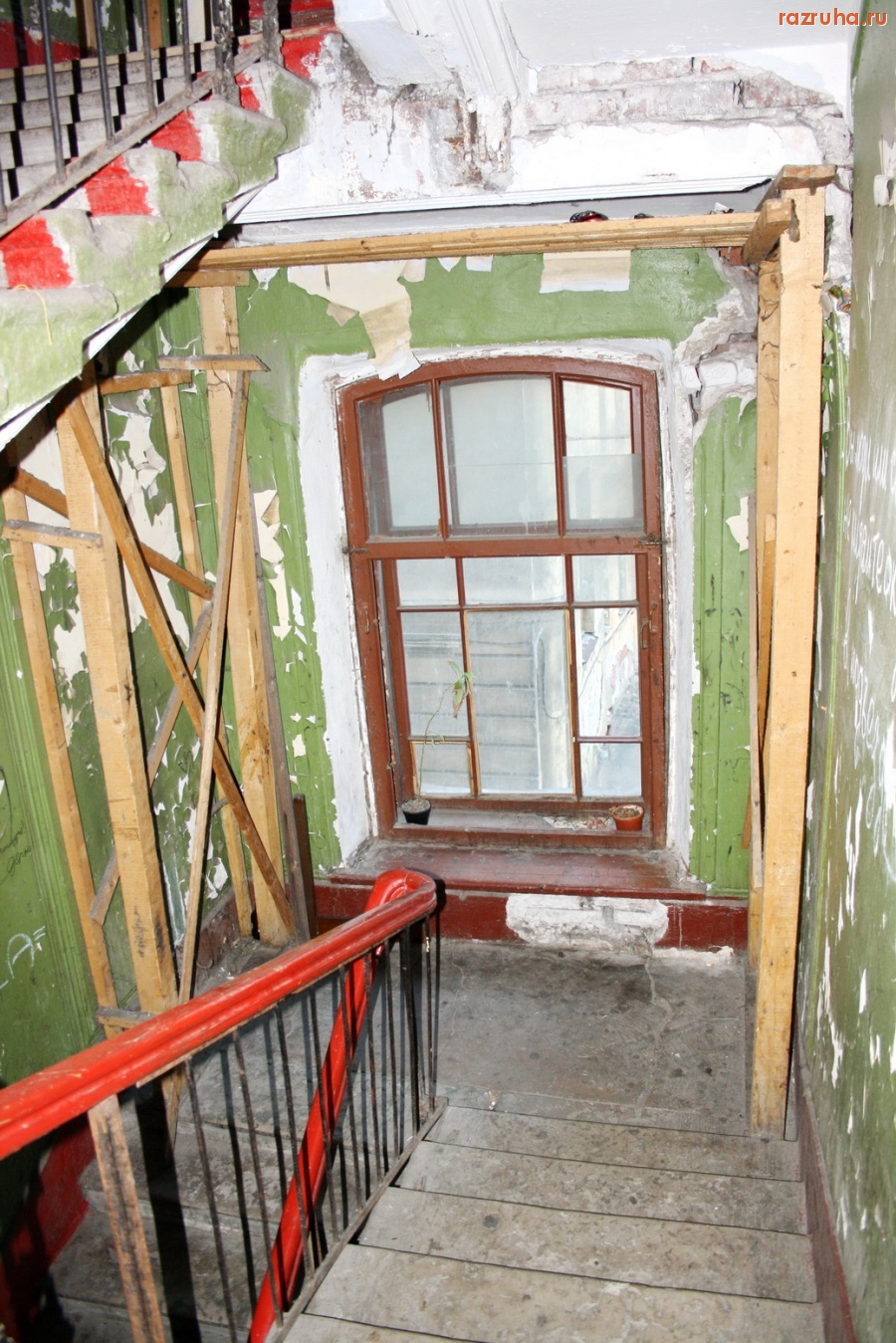 Санкт-Петербург - Санкт-Петербург, Петроградский район. Каменноостровский проспект 24. Дом-кормушка для чиновников