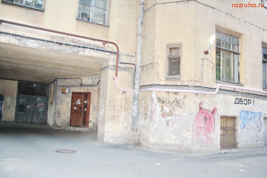 Санкт-Петербург - Санкт-Петербург, Каменностровский проспект, 26-28. Дом Бенуа. В отчетах показуха, на деле разруха.