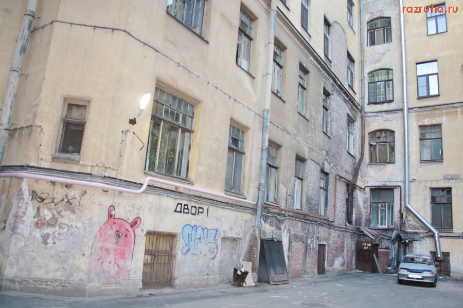 Санкт-Петербург - Санкт-Петербург, Каменностровский проспект, 26-28. Дом Бенуа. В отчетах показуха, на деле разруха.