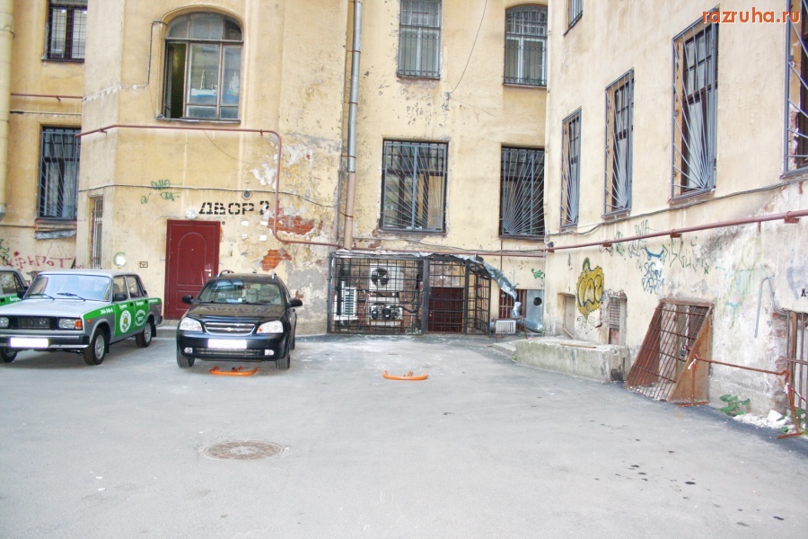 Санкт-Петербург - Санкт-Петербург, Каменностровский проспект, 26-28. Дом Бенуа. В отчетах показуха, на деле разруха.