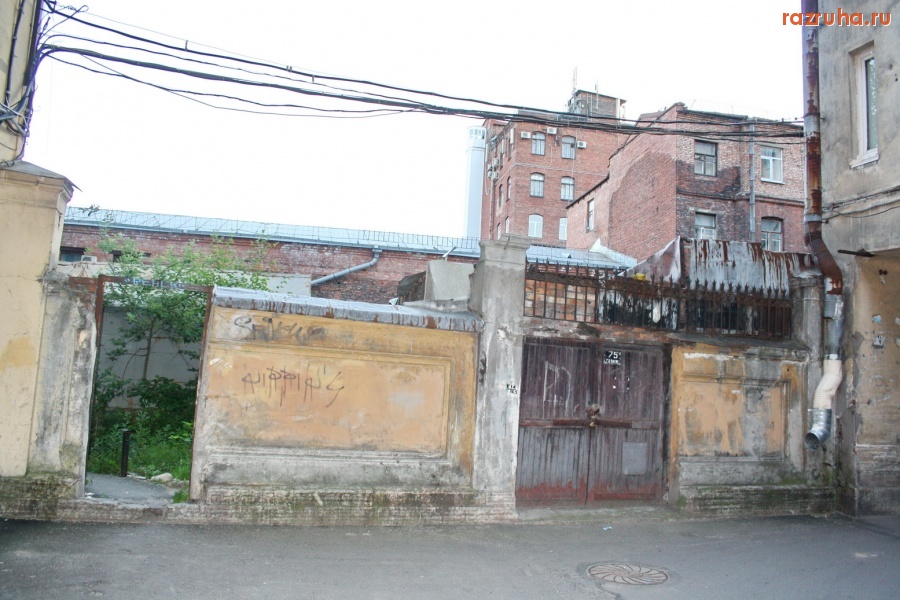 Санкт-Петербург - Санкт-Петербург, Каменностровский проспект, 26-28. Дом Бенуа. В отчетах показуха, на деле разруха.
