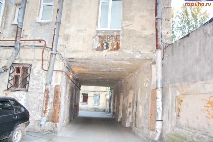 Санкт-Петербург - Санкт-Петербург, Каменностровский проспект, 26-28. Дом Бенуа. В отчетах показуха, на деле разруха.