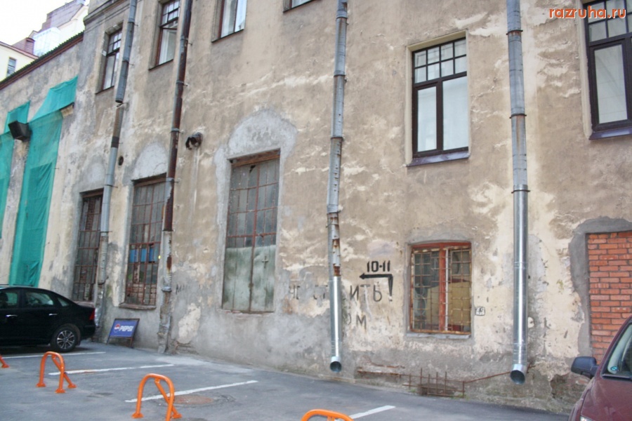 Санкт-Петербург - Санкт-Петербург, Каменностровский проспект, 26-28. Дом Бенуа. В отчетах показуха, на деле разруха.