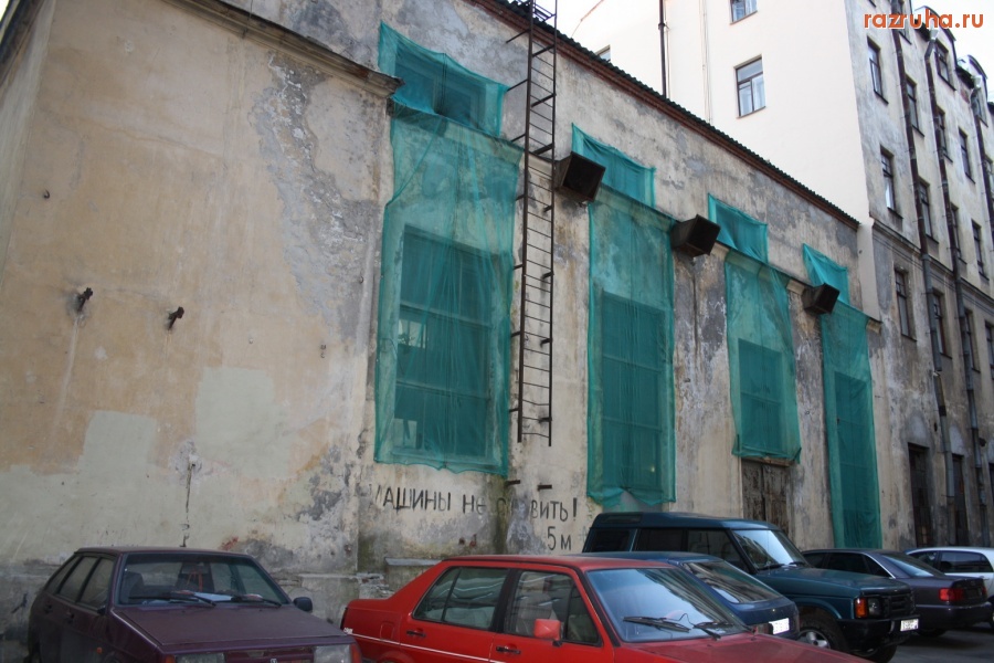 Санкт-Петербург - Санкт-Петербург, Каменностровский проспект, 26-28. Дом Бенуа. В отчетах показуха, на деле разруха.