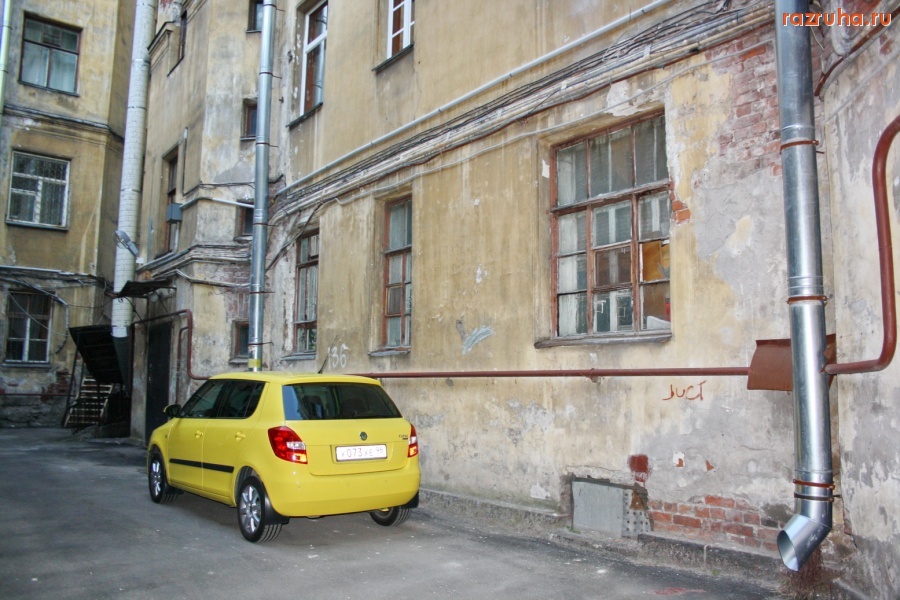 Санкт-Петербург - Санкт-Петербург, Каменностровский проспект, 26-28. Дом Бенуа. В отчетах показуха, на деле разруха.