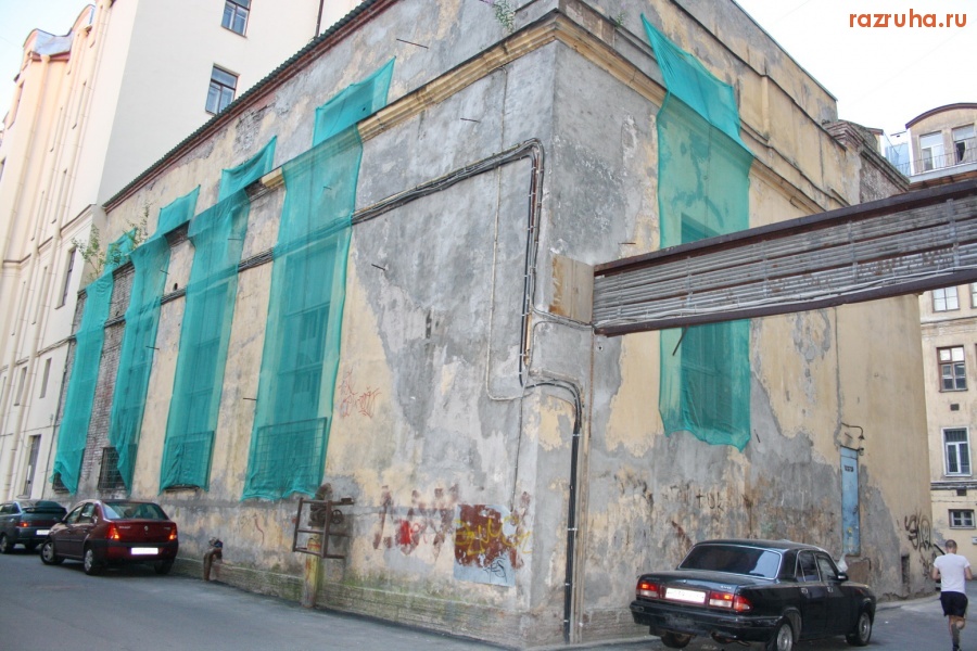 Санкт-Петербург - Санкт-Петербург, Каменностровский проспект, 26-28. Дом Бенуа. В отчетах показуха, на деле разруха.