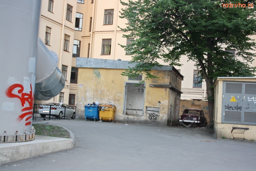 Санкт-Петербург - Санкт-Петербург, Каменностровский проспект, 26-28. Дом Бенуа. В отчетах показуха, на деле разруха.