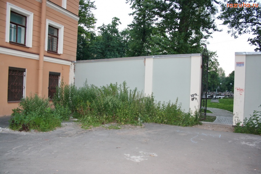 Санкт-Петербург - Санкт-Петербург, Каменностровский проспект, 26-28. Дом Бенуа. В отчетах показуха, на деле разруха.