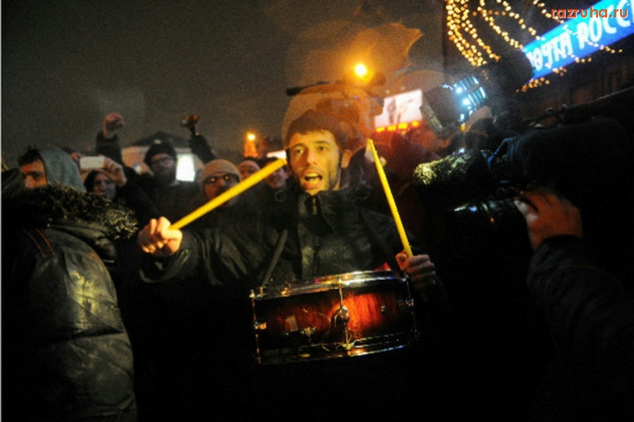 Санкт-Петербург - Губернатор Петербурга считает акции, проходящие в городе,