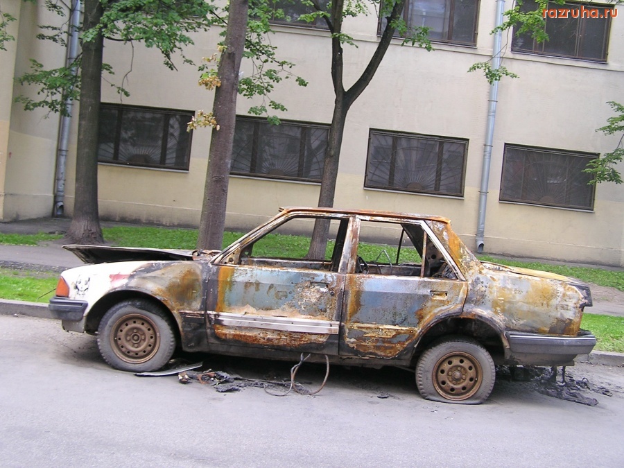 Санкт-Петербург - Петроградский район. ОНА СГОРЕЛА....