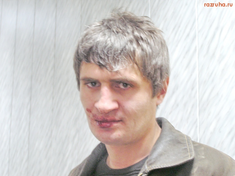 Санкт-Петербург - КЛОШАР, ИЗБИТЫЙ МЕНТАМИ ВО ВРЕМЯ ЗАЧИСТКИ