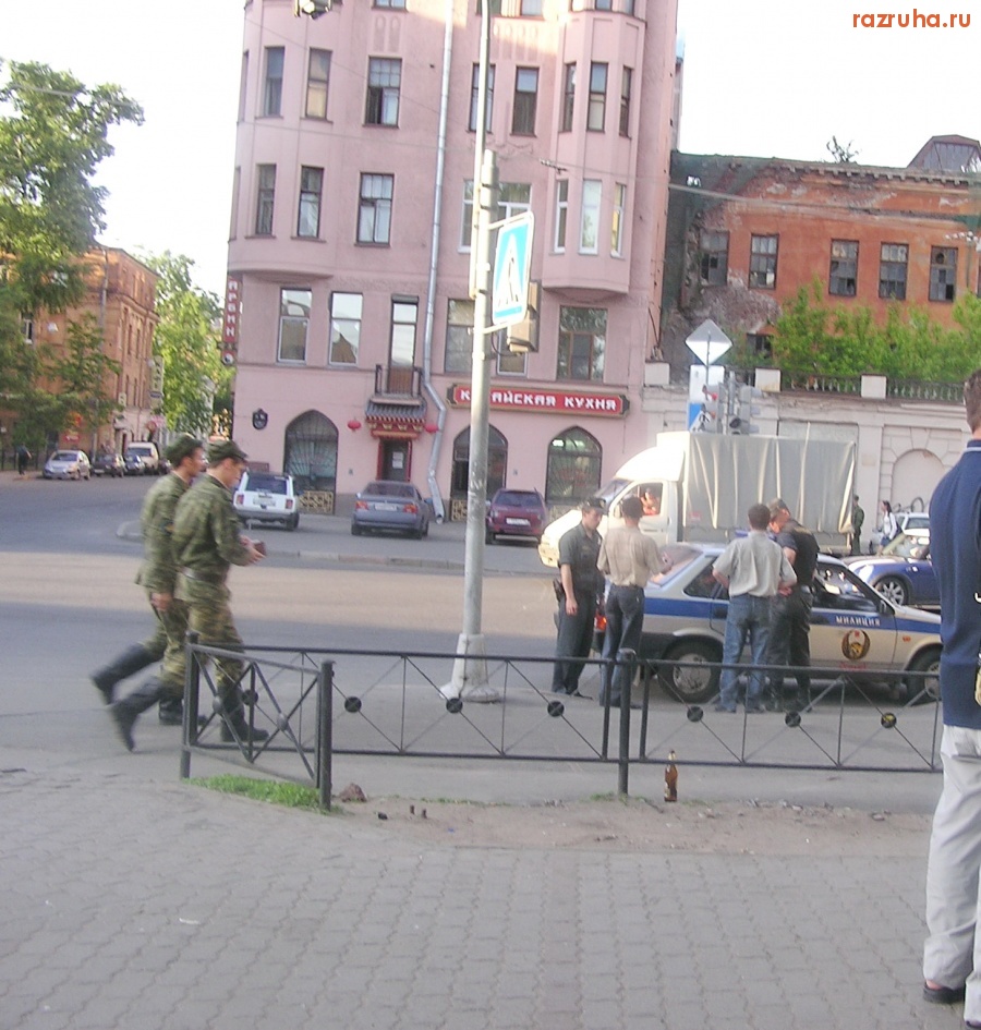 Санкт-Петербург - ПЕТРОГРАДСКИЕ МЕНТЫ ОВО РУВД НА ПОДРАБОТКЕ