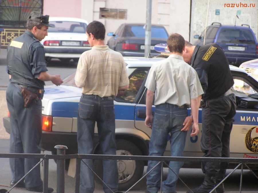 Санкт-Петербург - ПЕТРОГРАДСКИЕ МЕНТЫ ОВО РУВД НА ПОДРАБОТКЕ