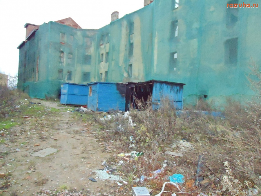 Санкт-Петербург - Петроградский район. Враги сожгли родную хату.
