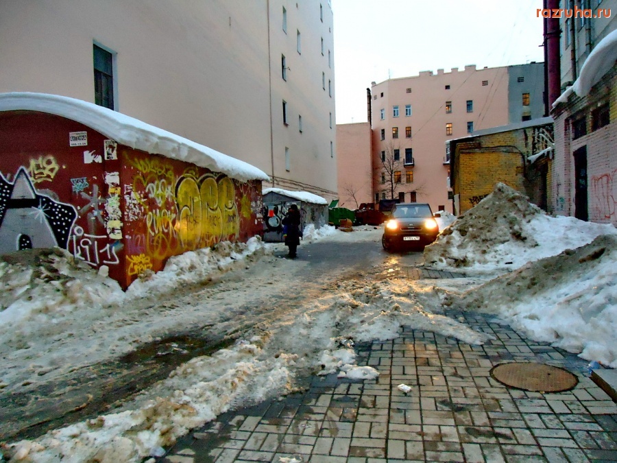 Санкт-Петербург - Центральный район. Проходные дворы.
