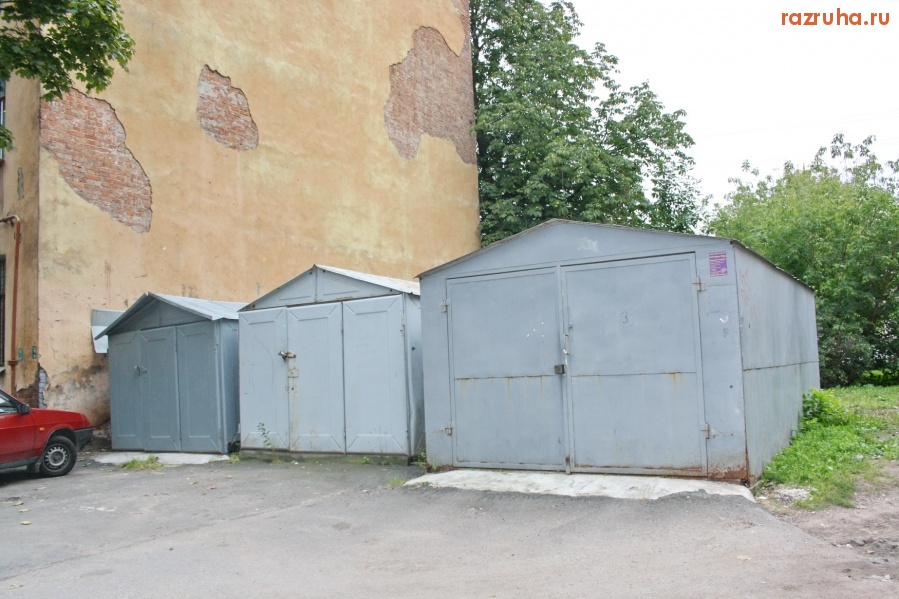 Санкт-Петербург - Петроградский район. Из интервью Алексея Делюкина 2006 года: 