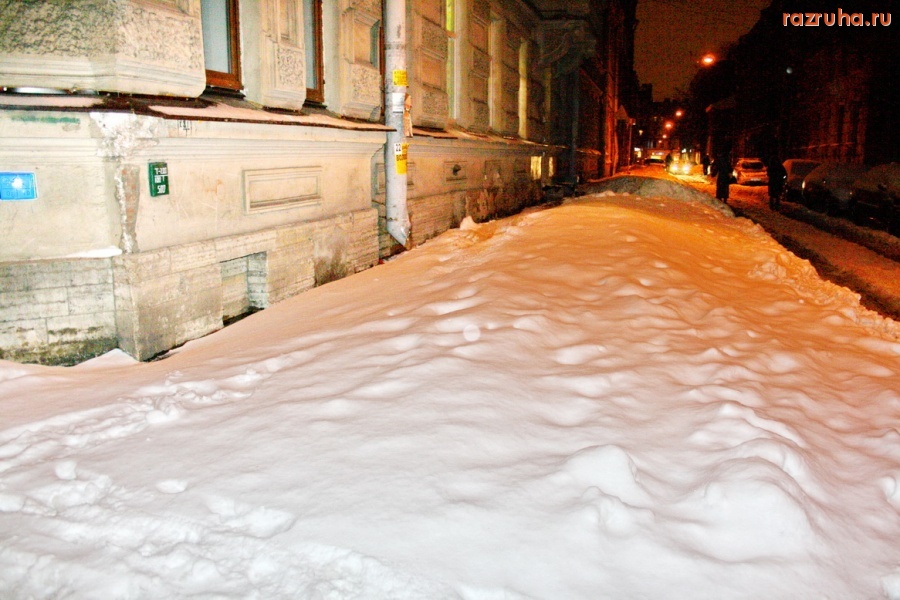 Санкт-Петербург - О Петроградском районе в эфире рассказал журналист и был уволен.