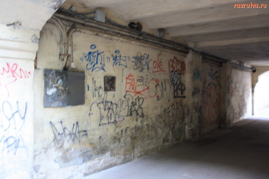 Санкт-Петербург - СПБ. ПЕТРОГРАДСКИЙ РАЙОН. ФАСАДЫ