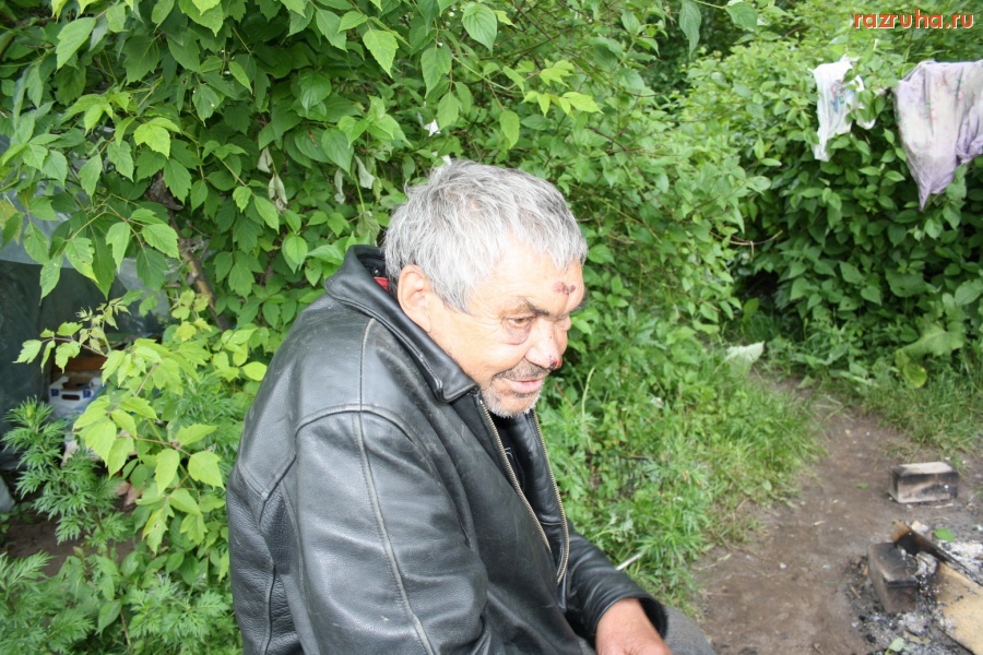 Санкт-Петербург - ПЕТРОГРАДСКИЕ КЛОШАРЫ НА БЕРЕГУ МАЛОЙ НЕВКИ