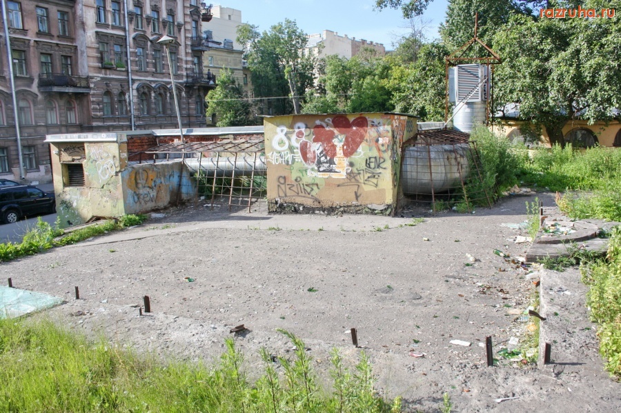 Санкт-Петербург - СПБ. ПЕТРОГРАДСКИЙ РАЙОН. КОШМАР НА ЛЮБАНСКОМ