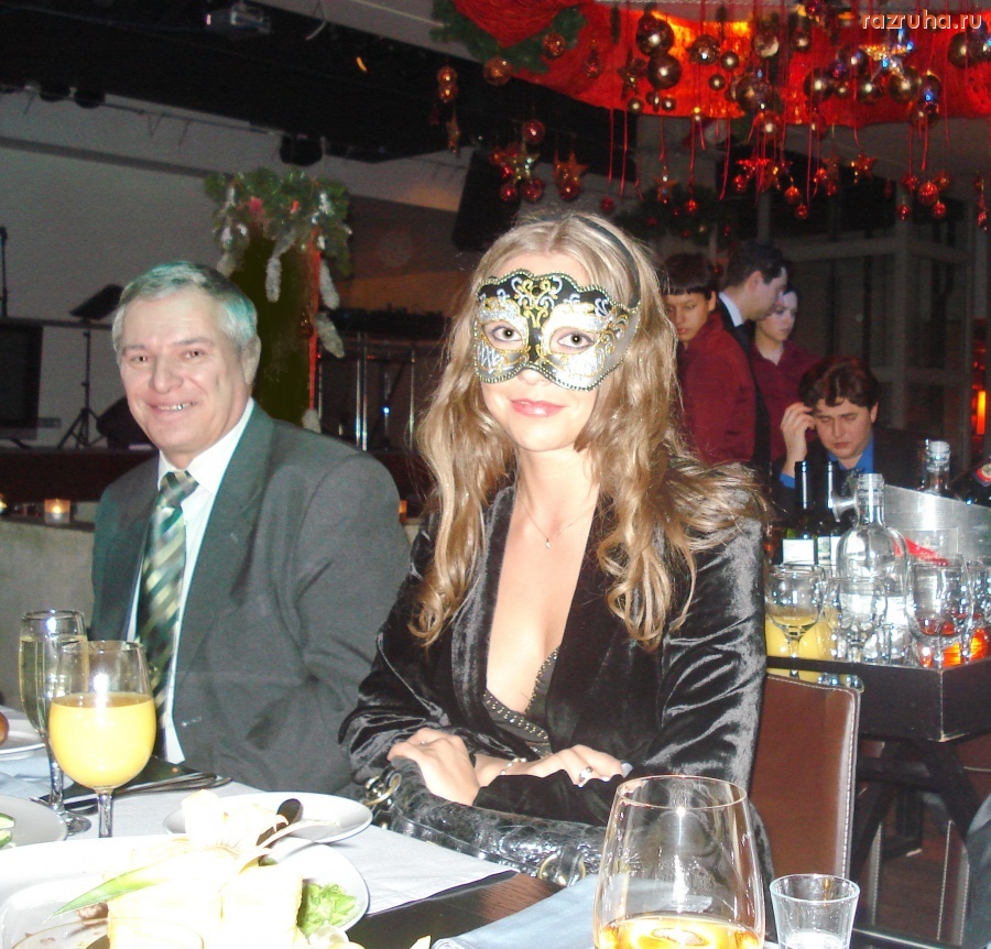 Санкт-Петербург - За чей счет банкет?   - Спросите 