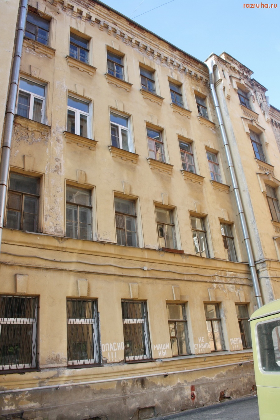 Санкт-Петербург - СПБ, Петроградский р-н. ТСЖ ул. Добролюбова 7.