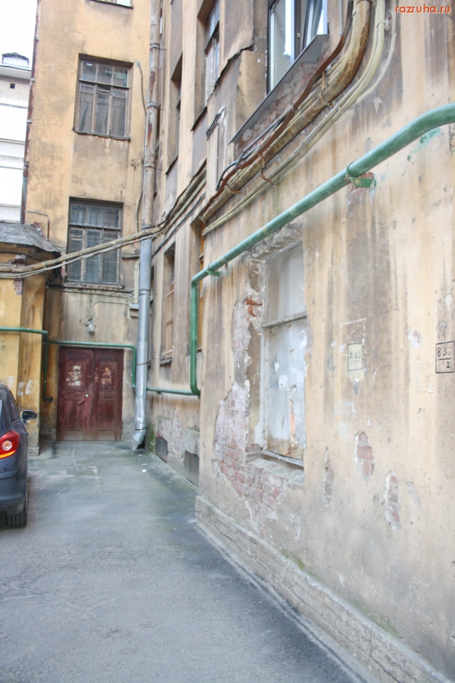 Санкт-Петербург - СПБ. ПЕТРОГРАДСКИЙ РАЙОН. РОМАНТИКА ПИТЕРСКИХ ДВОРИКОВ. СЪЕЗЖИНСКАЯ 22-24