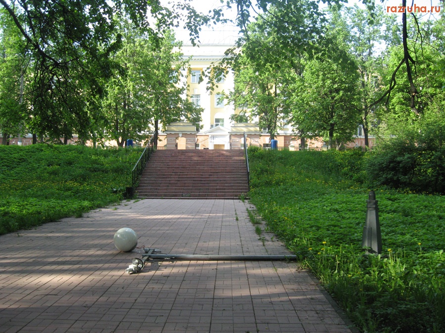 Тверь - Набережная Афанасия Никитина. Улица разбитых фонарей.