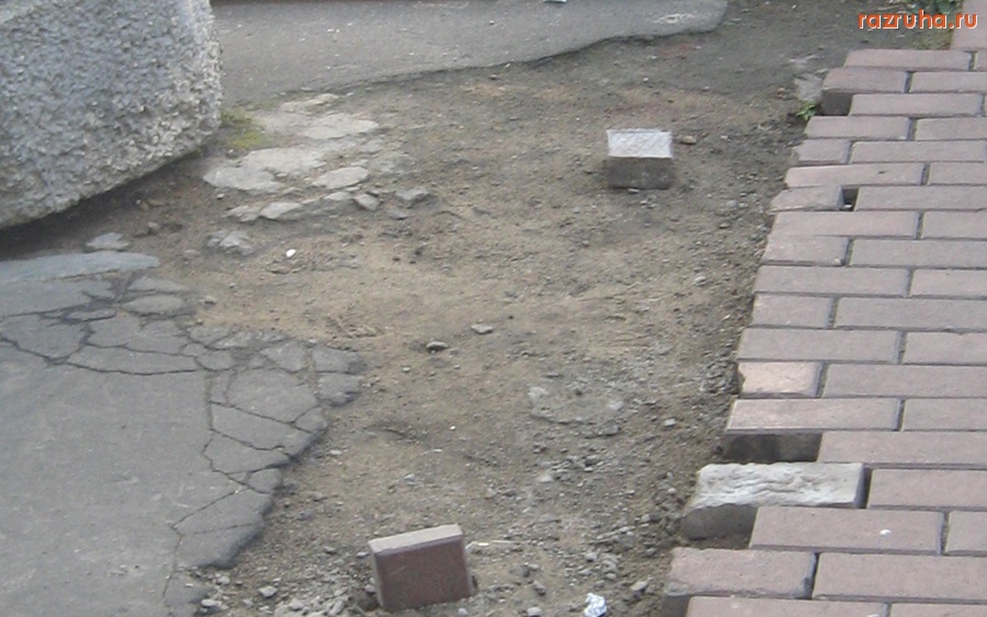 Тверь - Решили не докладывать на ул. Трёхсвятской у дома 28.