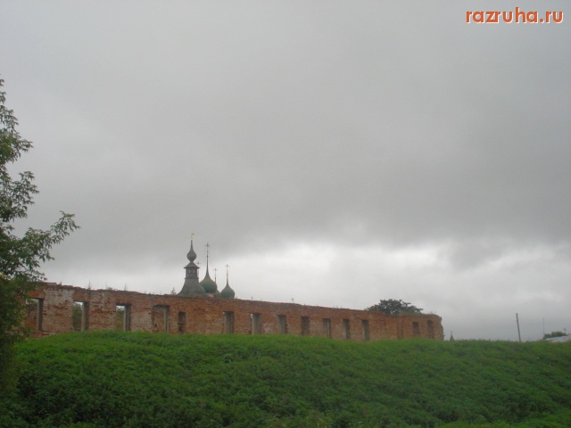 Ростов - Разрушенный дом возле Кремля